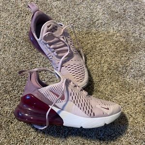 Nike Air Max 270